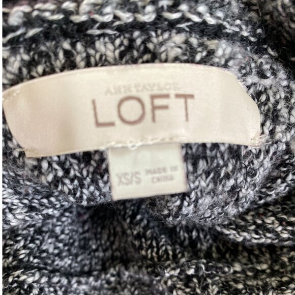 Ann Taylor LOFT Womens Aztec Turtleneck Tunic/Poncho Sleeveless Sweater Size XS/ - Picture 4 of 8